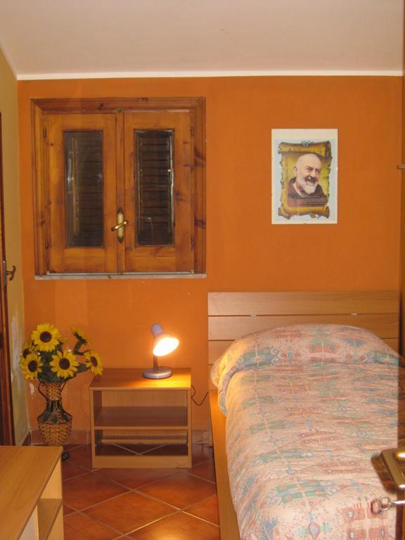 Villa Nina Trecastagni Pokoj fotografie